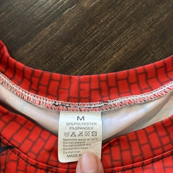 Spiderman long sleeve red/blue shirt sz M - Picture 2 of 3